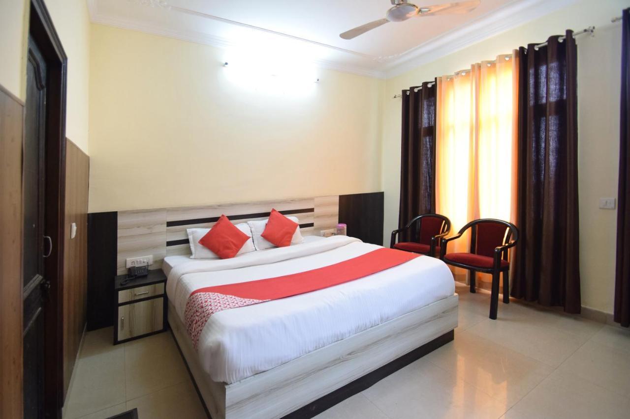 Oyo 6983 Sn Resort Νταραμσάλα Εξωτερικό φωτογραφία