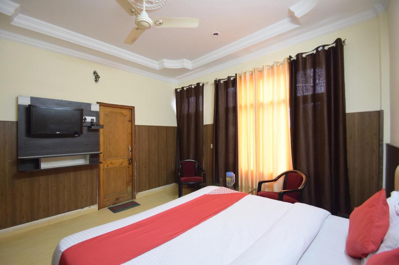 Oyo 6983 Sn Resort Νταραμσάλα Εξωτερικό φωτογραφία